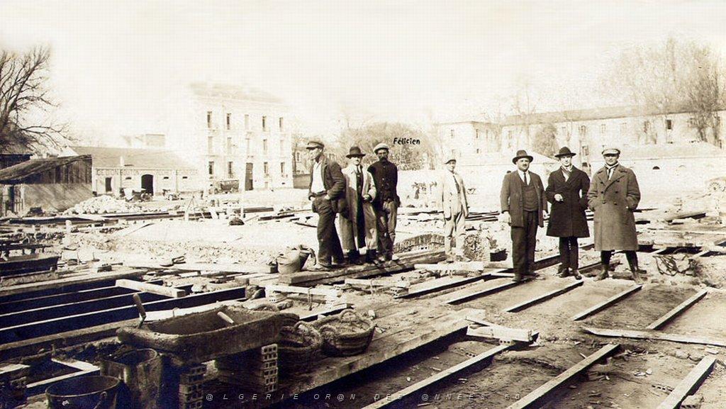 ORANIE UN CHANTIER AVEC FELICIEN COLONGE 03.JPG